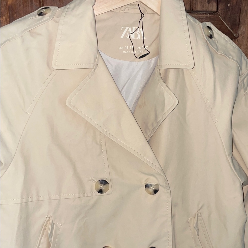Zara Women's Tan Double-Breasted Trench Coat - Picture 3 of 10